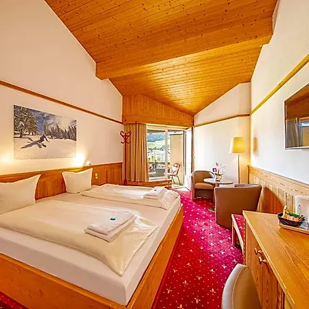 Hotel T3 Alpenhotel 3*