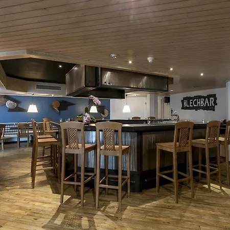 T3 Alpenhotel ホテル フリムス